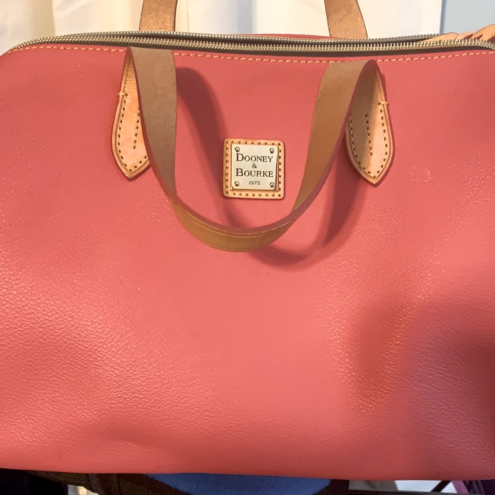 Dooney and Burke PEBBLE CLASSIC BARREL SATCHEL